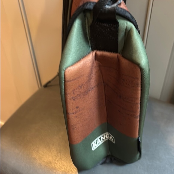 Kanga Coolers 12-Pack Kase Mate Green/ Woodgrain Handle Iceless - Picture 2 of 8